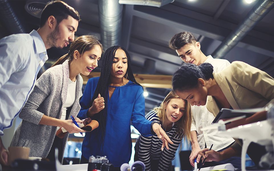 7 Ide Bisnis Simple tapi Cuan yang Cocok Untuk Gen Z!