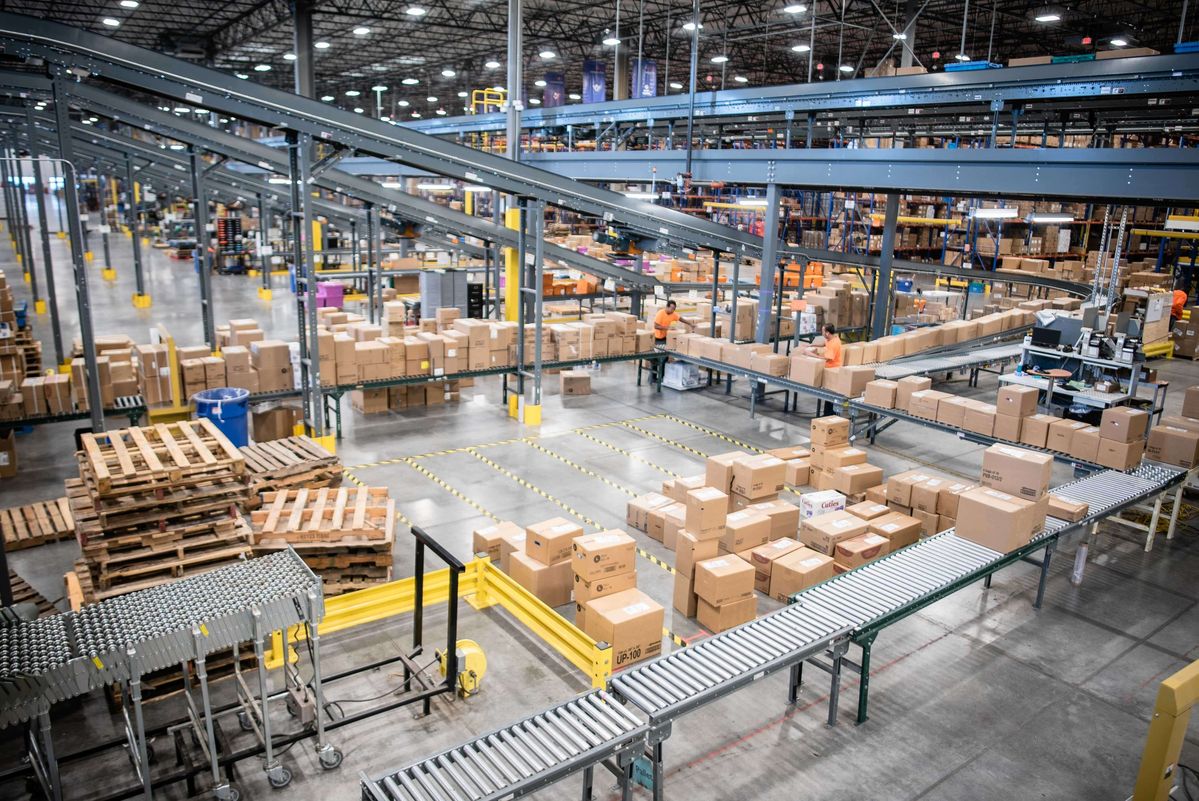 Bisnis Maklon: Peluang Usaha Besar dan Risiko yang Perlu Dipertimbangkan