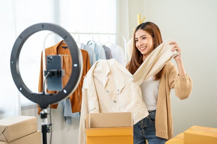 Cuma Butuh 6 Langkah! Begini Cara Bikin Produkmu Laris di Media Sosial