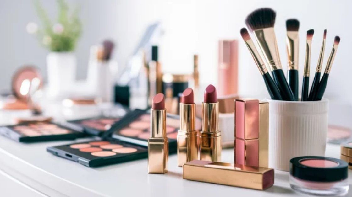 Inilah Keuntungan dan Strategi Memulai Bisnis Maklon Skincare di Indonesia