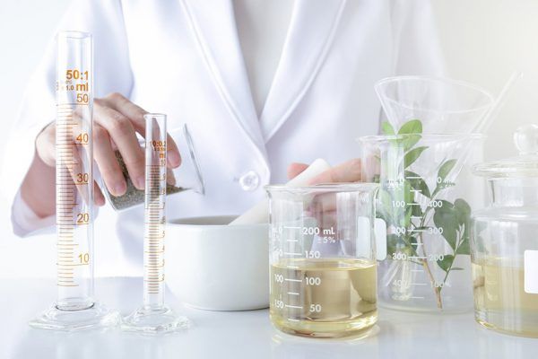 Panduan Maklon Kosmetik, Cara Mendapatkan Izin BPOM dan Sertifikasi Halal