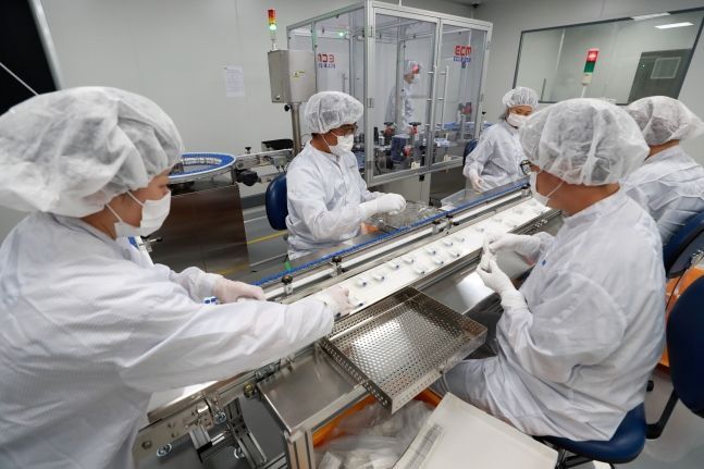 Potensi Bisnis Maklon Kosmetik di Indonesia untuk Wirausahawan - Elmedika