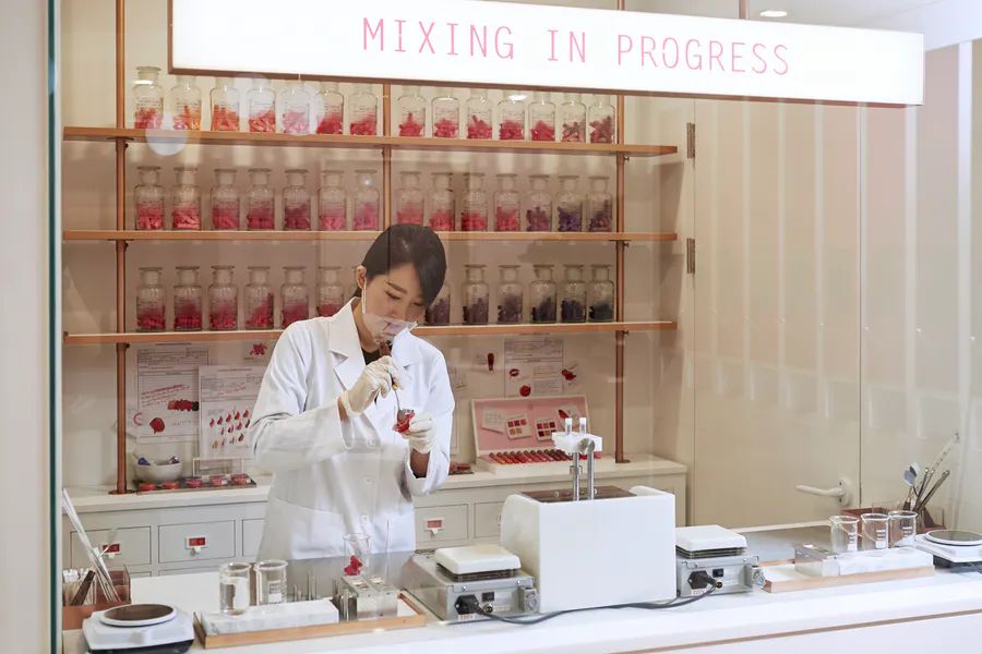 Proses Bisnis Maklon Makeup yang Jarang Diketahui Calon Brand Owner