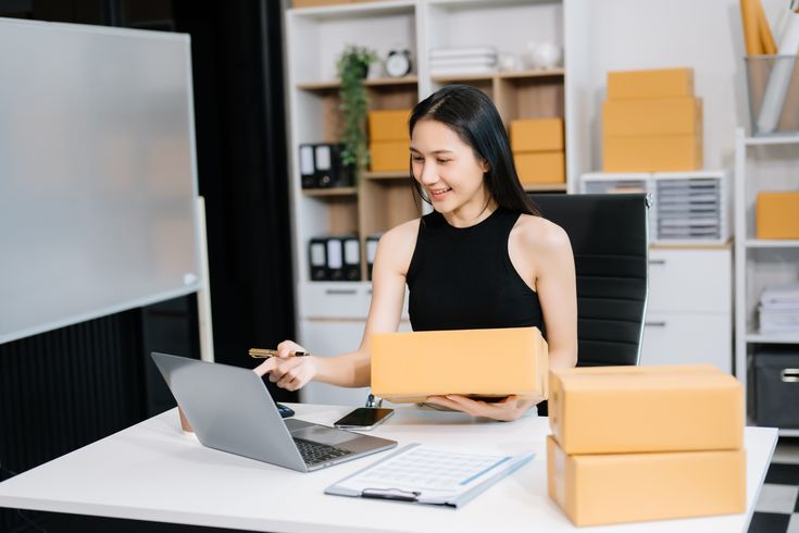 Perbedaan Dropshipper dan Reseller Beserta Keuntungan dan Risikonya